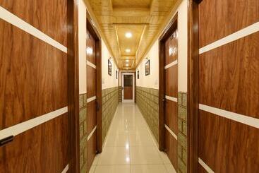هتل Kasauli View Lodge By Oyo Rooms