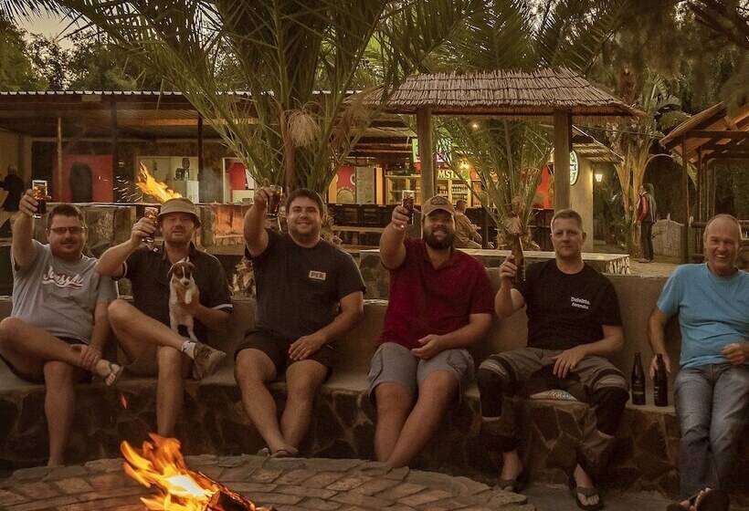 هتل Orange River Rafting Lodge