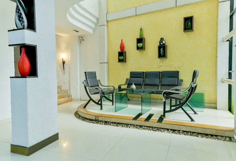 فندق Picasso Castle