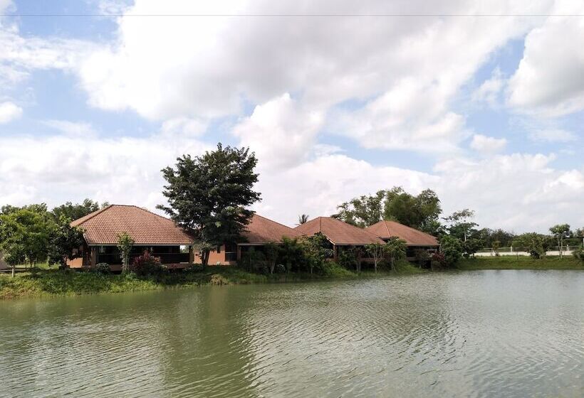فندق Pirom Lake And Resort