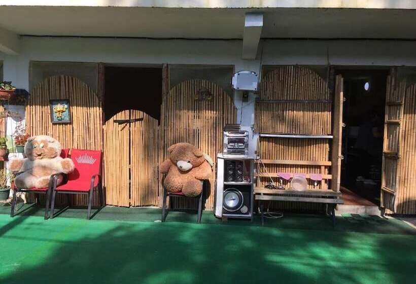 فندق Prostor Guest House