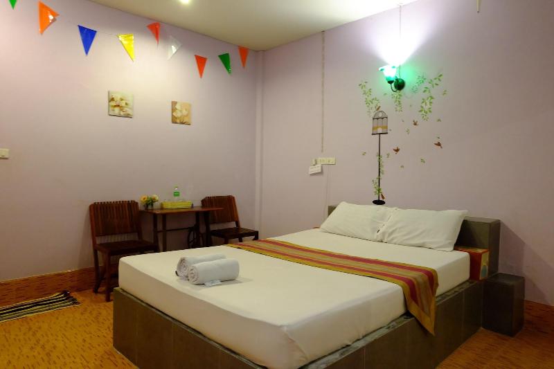 Отель Pruksa Riverside Resort
