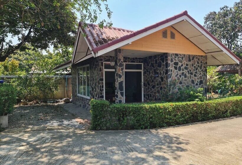 호텔 Punpisa Resort