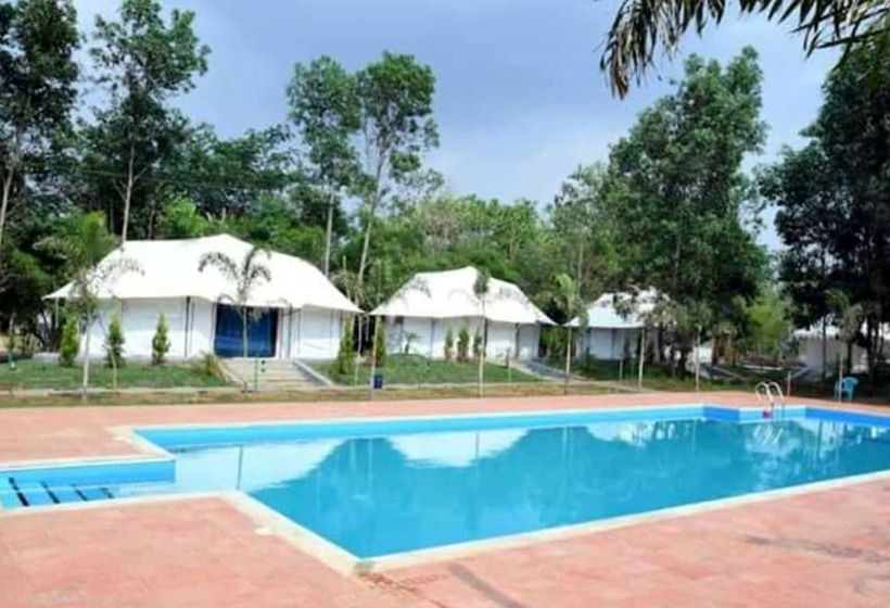 酒店 Regenta Resort Century