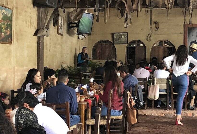 فندق ريفى Chalet De Colombo