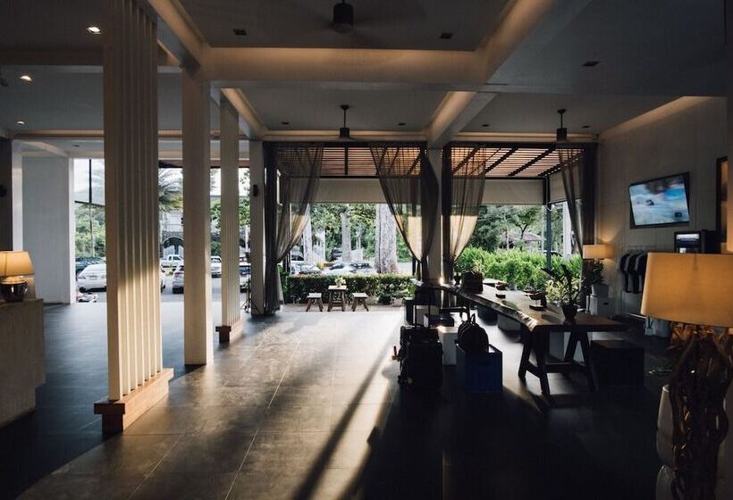 هتل Sichon Cabana Beach Resort