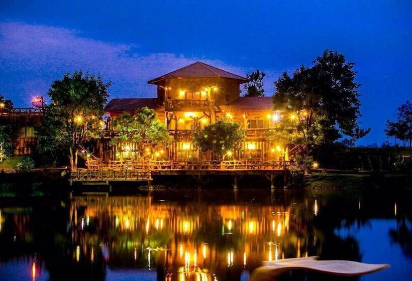 בית מלון כפרי Timberland And Fruit Resort