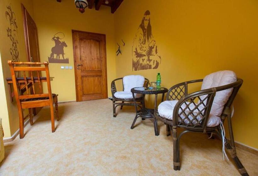 پانسیون Penzion Country Steak Restaurant