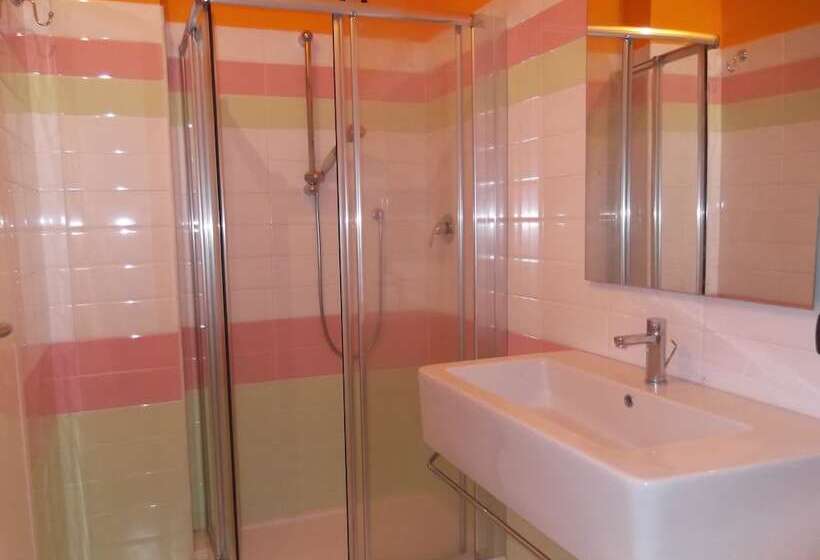 بنسيون Resort Nika