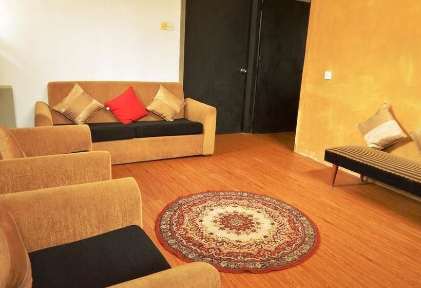 Пансион Wild Sands Beach Villa