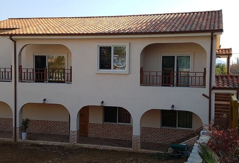 Pensão Dodo27 Guest House