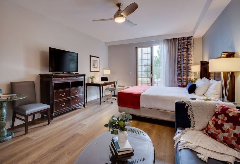 هتل Ayres Suites Mission Viejo   Lake Forest