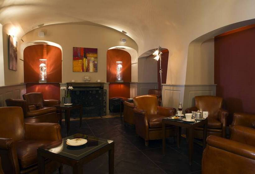 هتل Bastide Saint Antoine  Relais & Chateaux