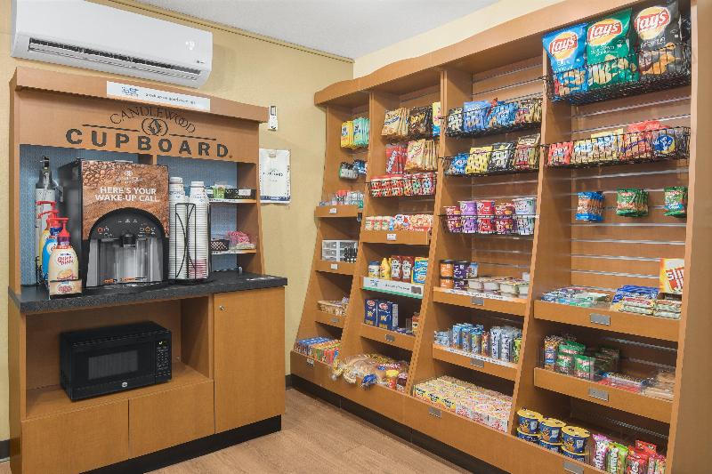 هتل Candlewood Suites Raleigh Crabtree, An Ihg