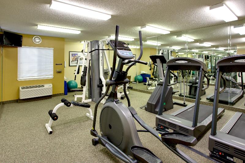 هتل Candlewood Suites Raleigh Crabtree, An Ihg