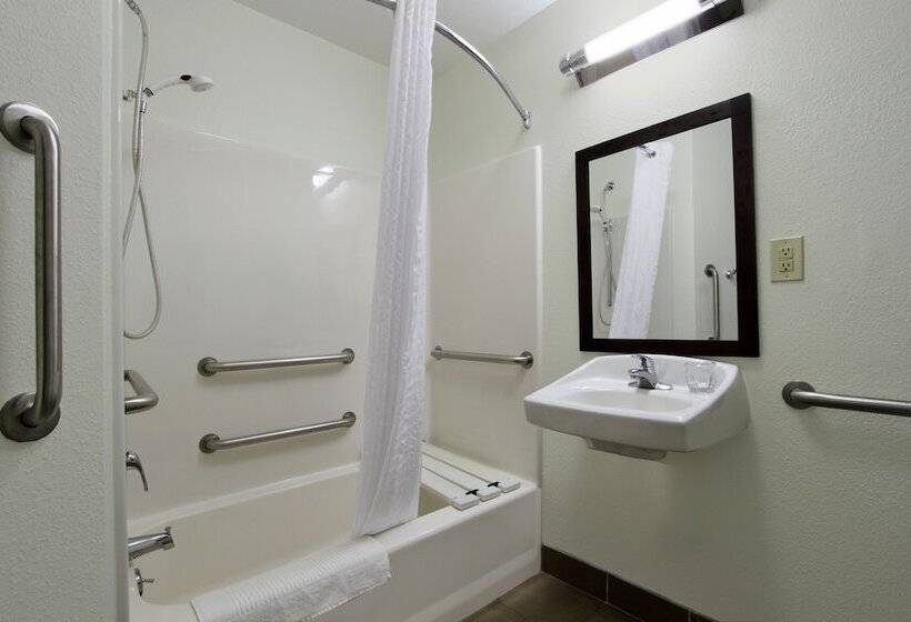 هتل Candlewood Suites Rogers Bentonville, An Ihg