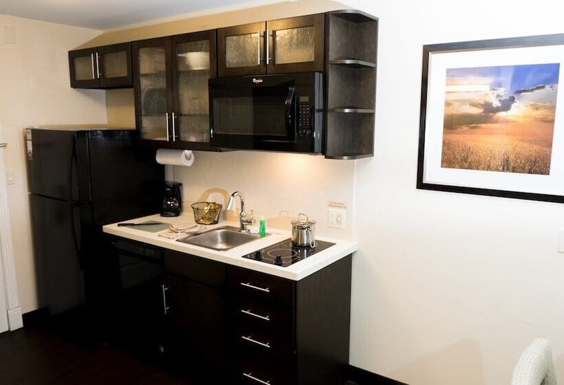 ホテル Candlewood Suites Saint Joseph   Benton Harbor, An Ihg