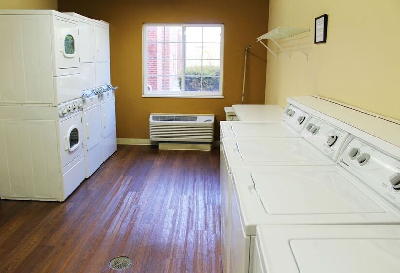 هتل Candlewood Suites Washington Dulles Herndon, An Ihg