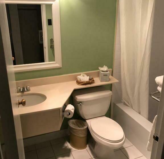 בית מלון כפרי Cohasset Harbor Resort