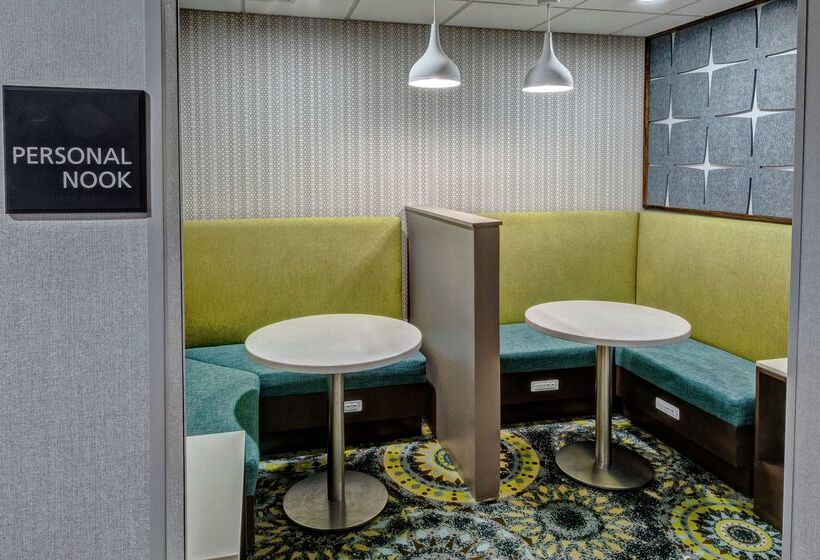 酒店 Hampton Inn Latrobe