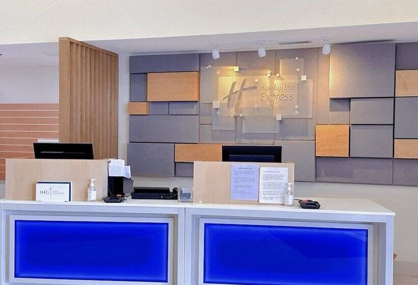 בית מלון כפרי Holiday Inn Express & Suites   Prospect Heights, An Ihg