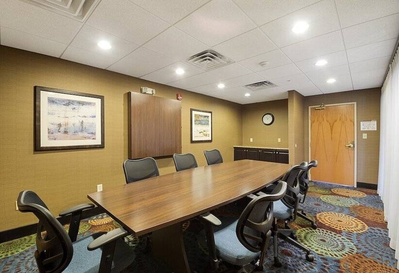 هتل Holiday Inn Express Bloomington West, An Ihg