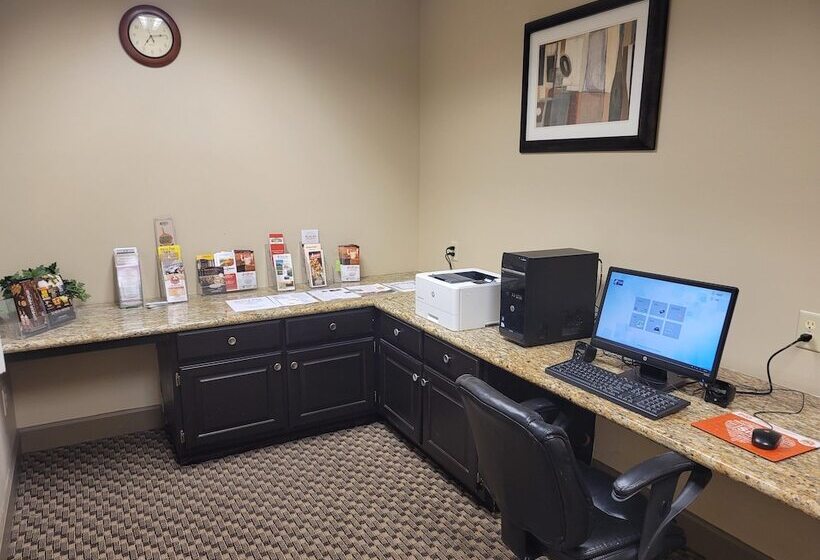 هتل Holiday Inn Express Bloomington West, An Ihg