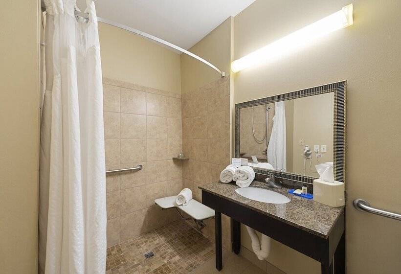هتل Holiday Inn Express Bloomington West, An Ihg