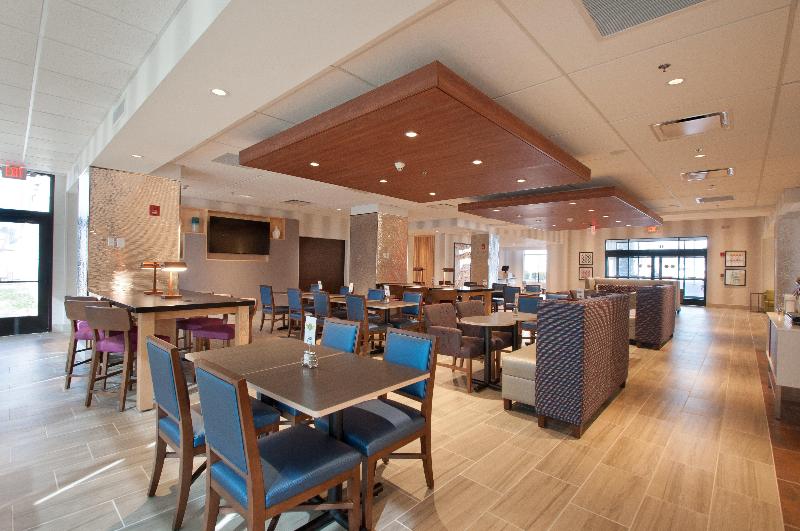فندق Holiday Inn Express Quantico   Stafford, An Ihg