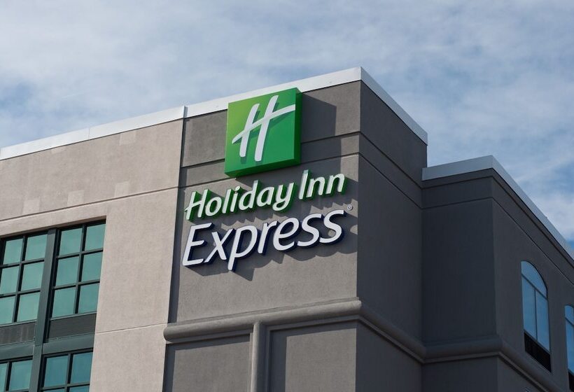 Отель Holiday Inn Express Quantico Stafford, An Ihg