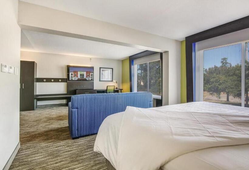 בית מלון כפרי Holiday Inn Express & Suites Longview North, An Ihg