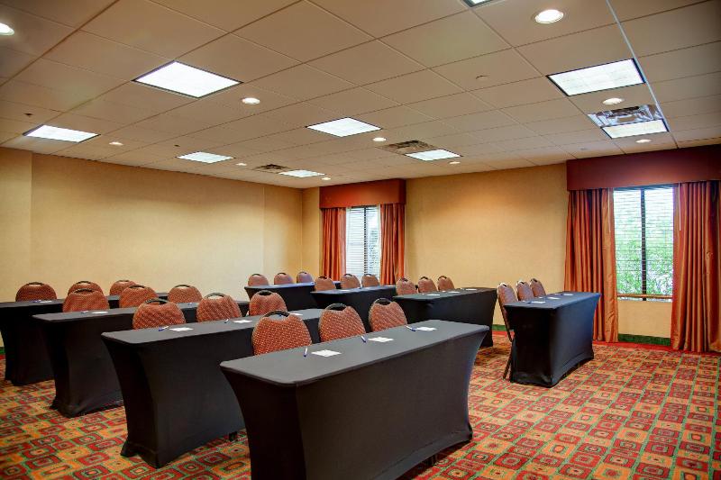هتل Holiday Inn Express Tyler South, An Ihg