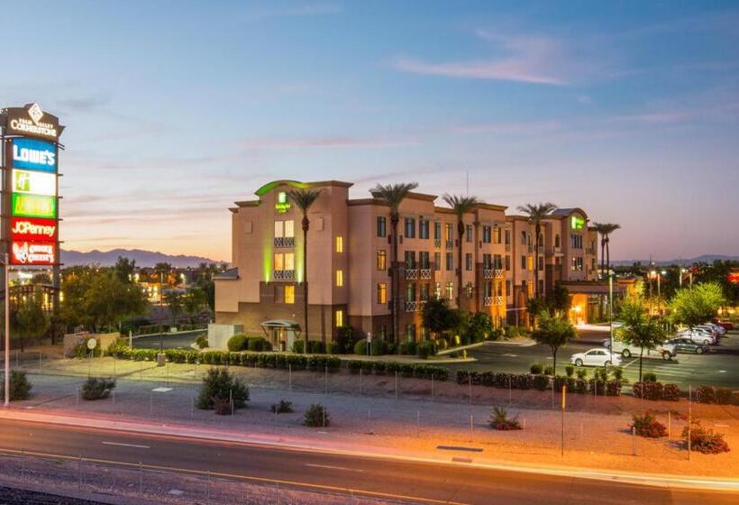 בית מלון כפרי Holiday Inn & Suites Goodyear   West Phoenix Area, An Ihg