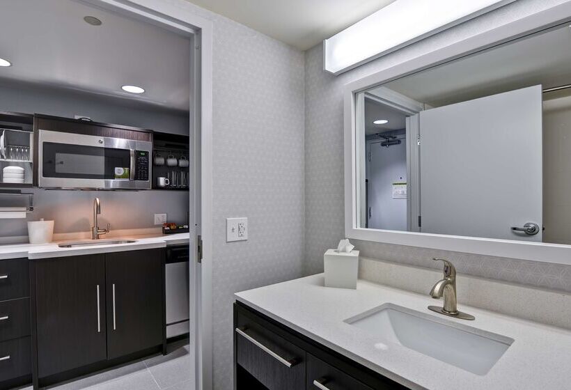 هتل Home2 Suites By Hilton Miramar Ft. Lauderdale