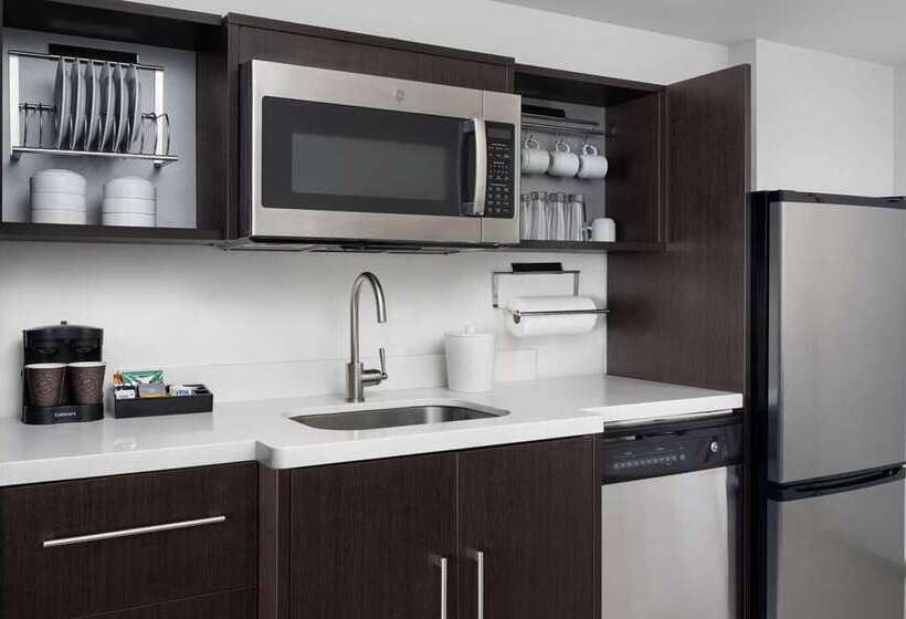 هتل Home2 Suites By Hilton Miramar Ft. Lauderdale