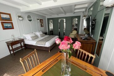هتل Hr Hôtel & Spa Marin