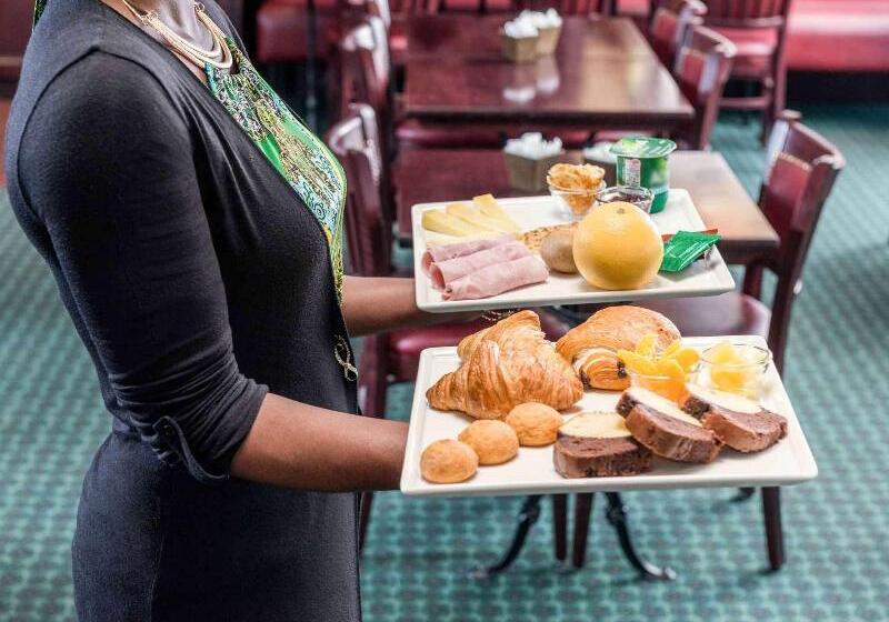 ホテル Ibis Saint Gratien   Enghien Les Bains