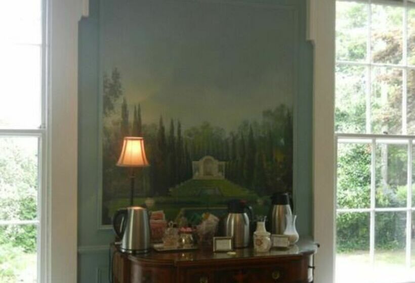 هتل La Farge Perry House