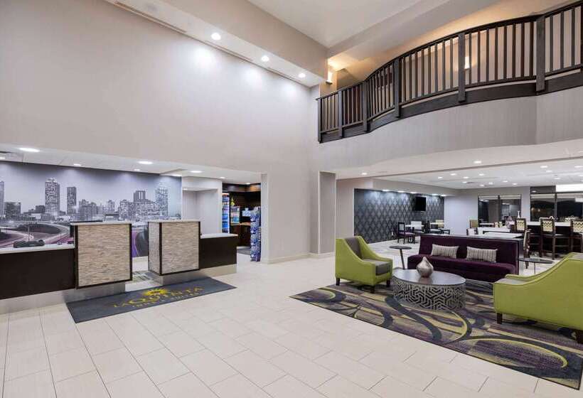 هتل La Quinta By Wyndham Kennesaw