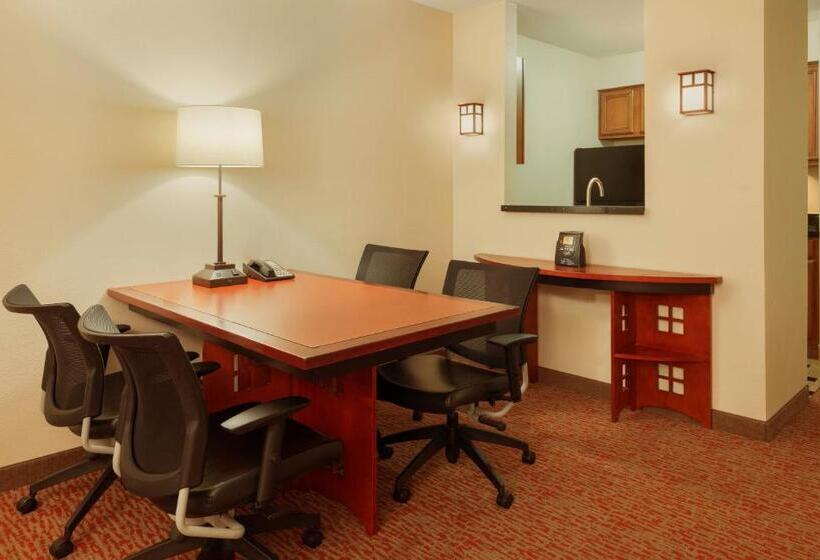 Отель Larkspur Landing Extended Stay Suites Sunnyvale