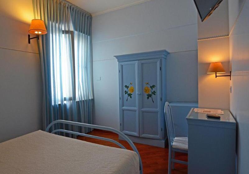 Fotos del hotel Lilium:  18