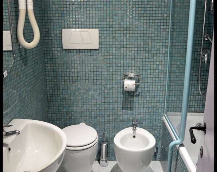 Fotos del hotel Lilium:  12