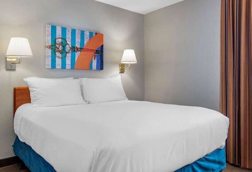هتل Mainstay Suites Emporia