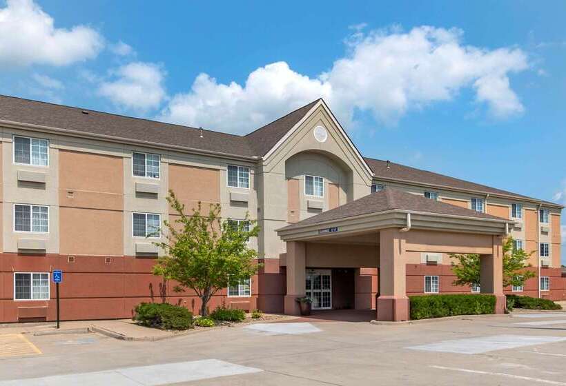هتل Mainstay Suites Emporia