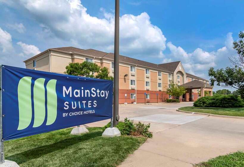 هتل Mainstay Suites Emporia