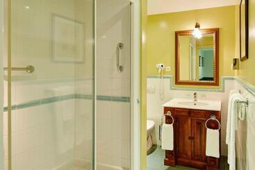 هتل Marriott S Village D Iledefrance