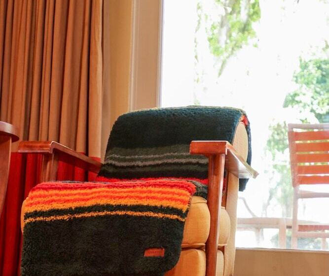 酒店 Mojave Resort