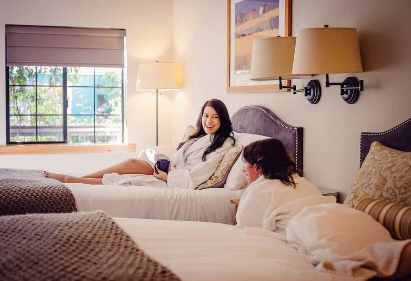 هتل Napa River Inn