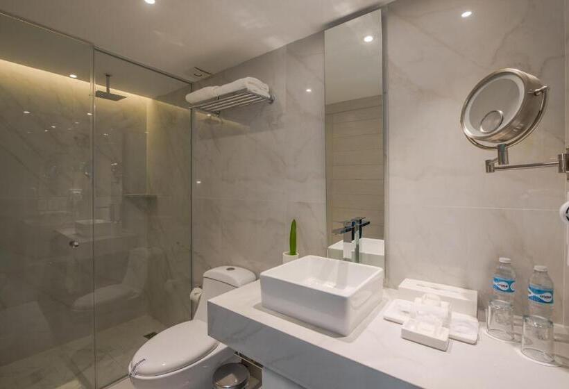 هتل Oleo Cancun Playa All Inclusive Resort