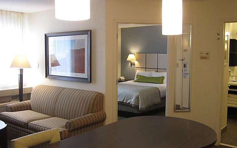 בית מלון כפרי Sonesta Simply Suites Denver West Federal Center